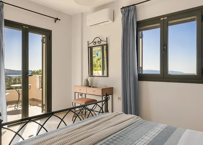 Stamo By Select Villa