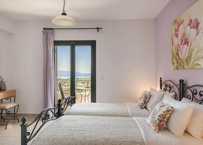 Stamo By Select Villa *